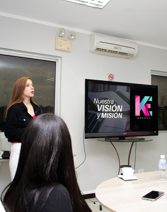 Talleres de oratoria & stage performance